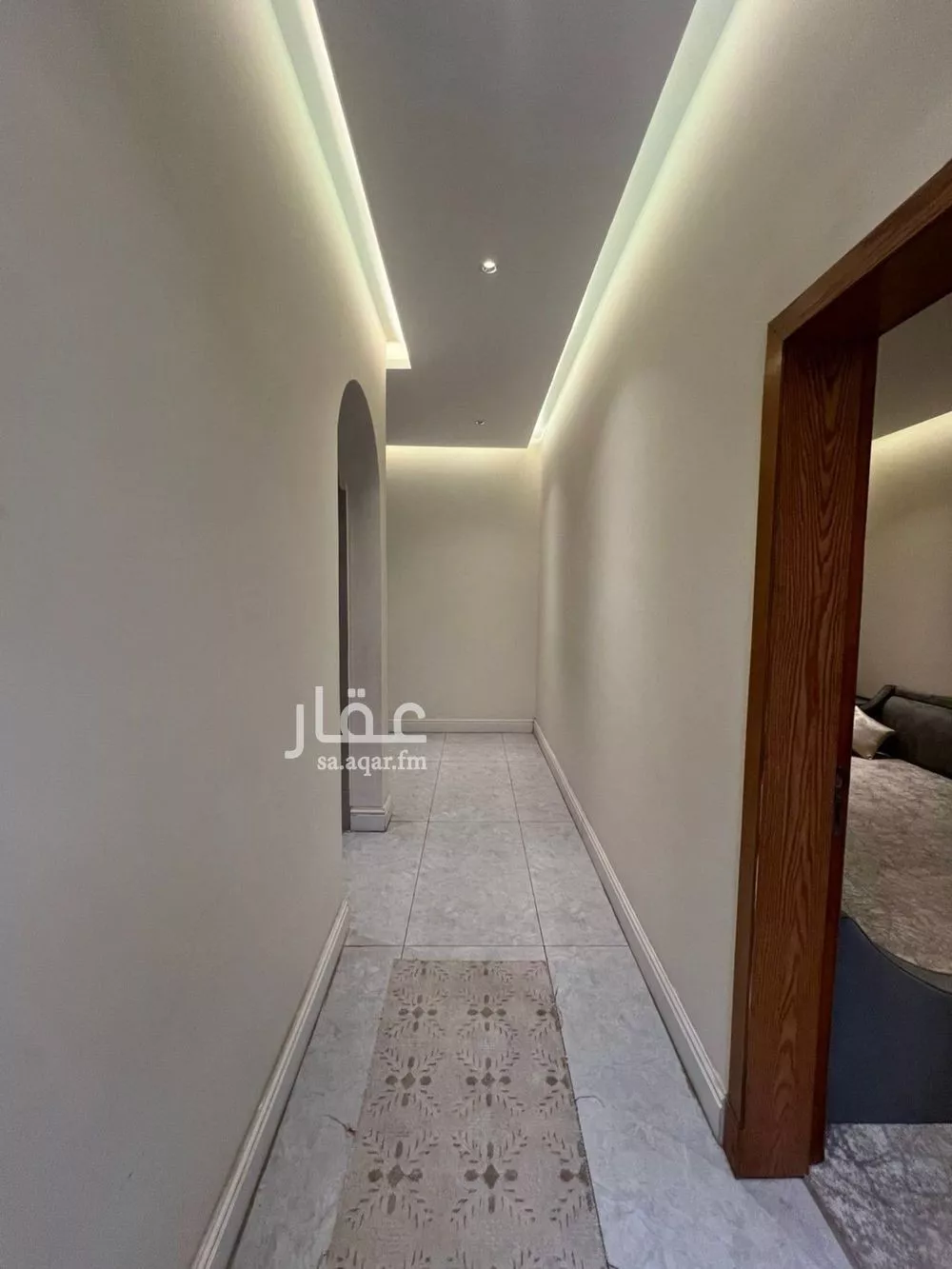 فيلا 7 غرف في الشرق 9