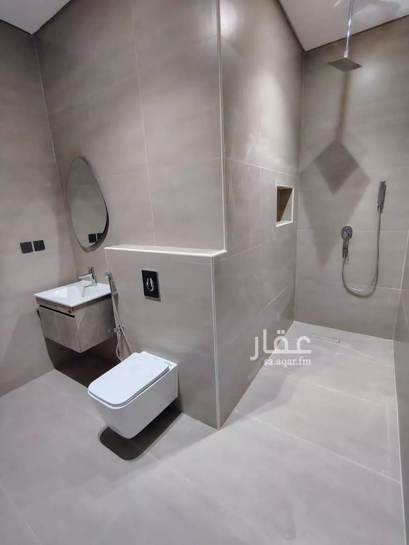 فيلا 4 غرف في الفنار 5