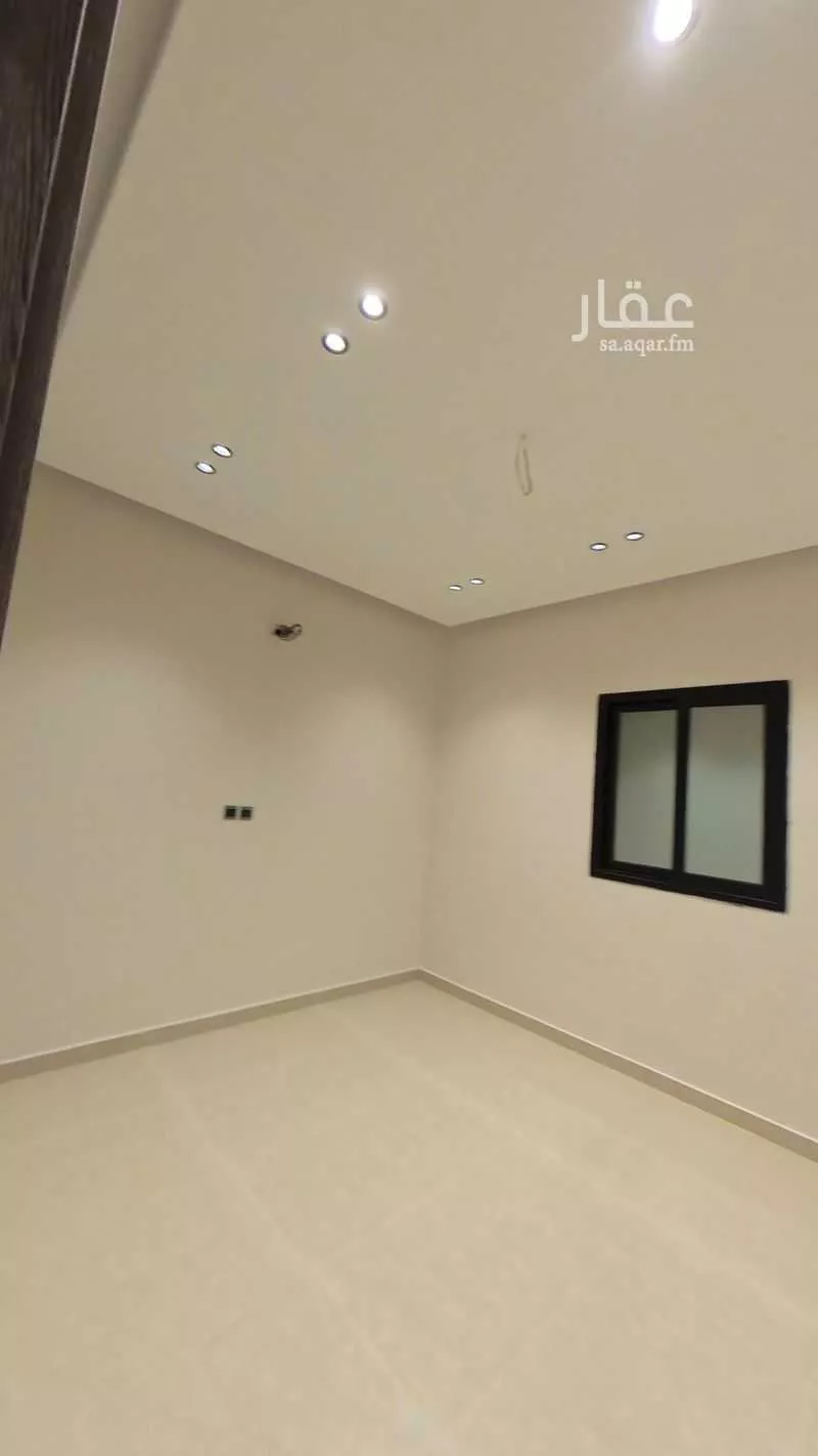فيلا 6 غرف في احد 20