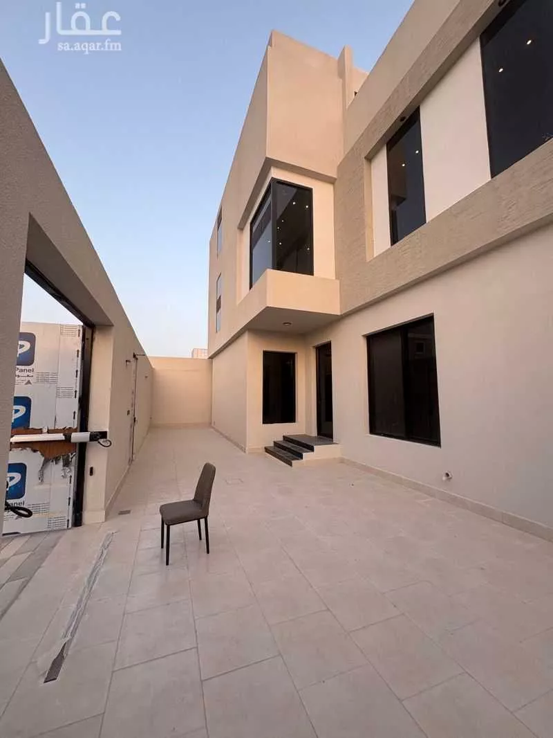 9 bedroom villa in Ash Shulah 3