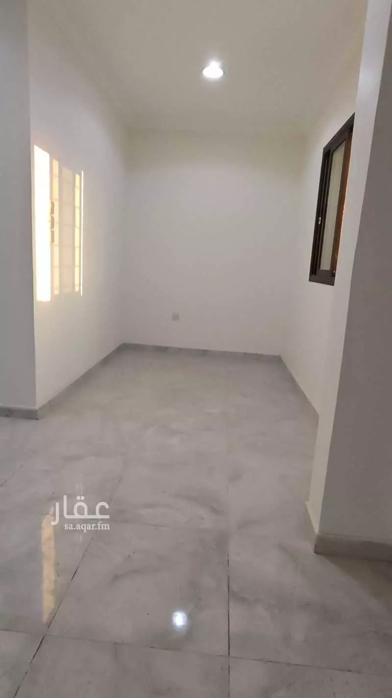 فيلا 6 غرف في ضاحية الملك فهد 5