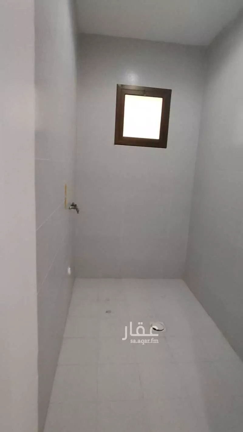 فيلا 6 غرف في ضاحية الملك فهد 7