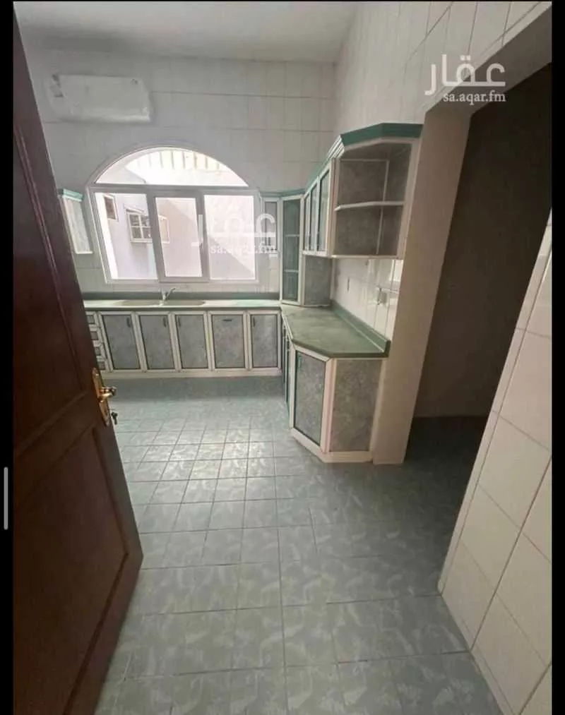 5 bedroom villa in Al Muraikabat 17