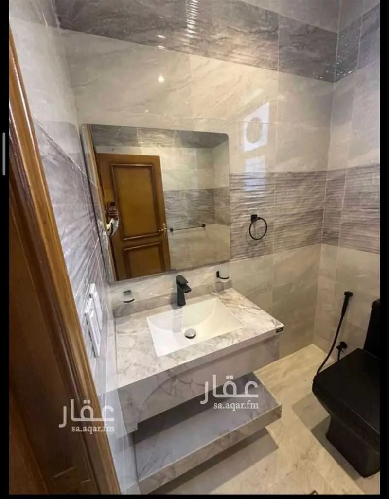5 bedroom villa in Al Muraikabat 3