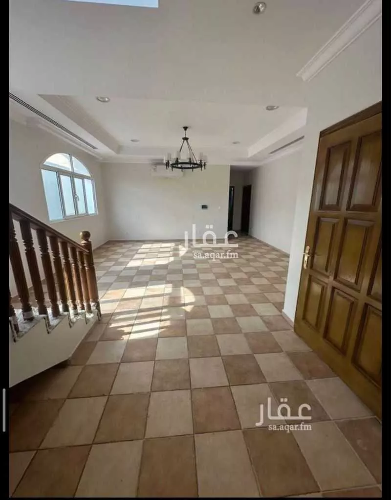 5 bedroom villa in Al Muraikabat 21
