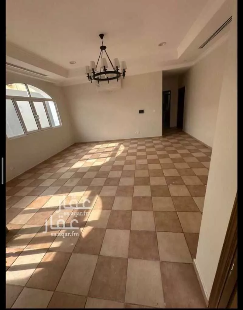 5 bedroom villa in Al Muraikabat 9