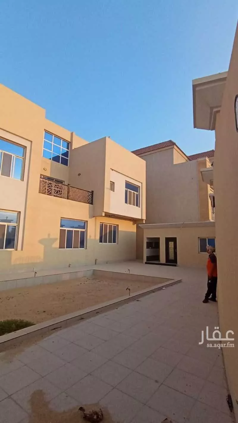 فيلا 14 غرف في الحسام 4