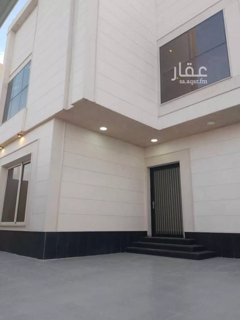 5 bedroom villa in Al Amal 2