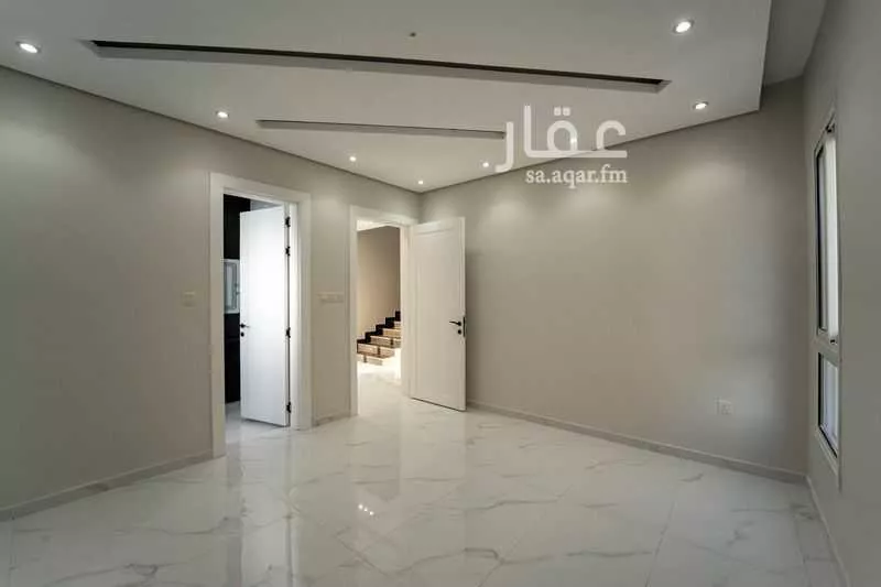 5 bedroom villa in Al Amal 5