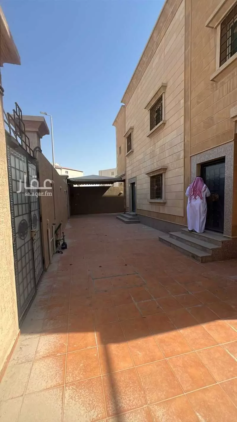 7 bedroom apartment in Dahiat King Fahd 6