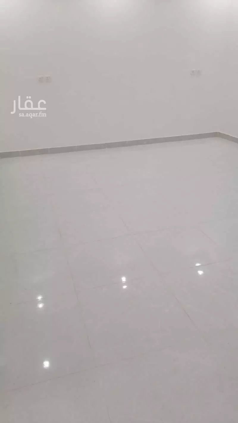 شقة 4 غرف في الصالحية 6