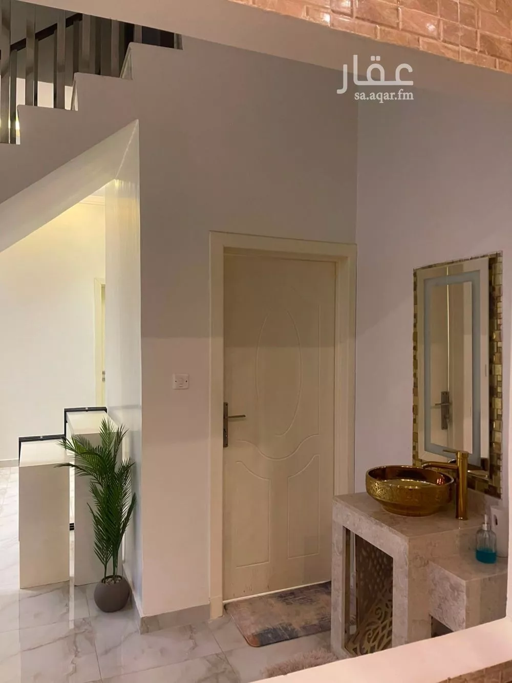 5 bedroom villa in Dhahrat Laban, Riyadh 22