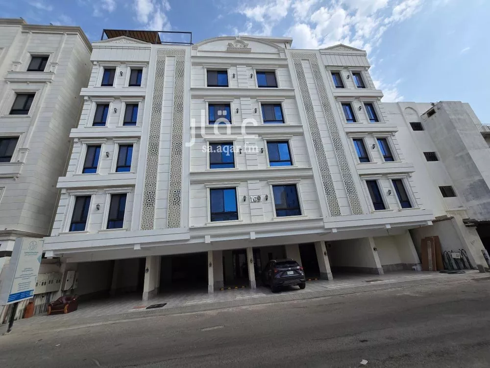 5 bedroom apartment in Al Nuzhah, Jeddah 2