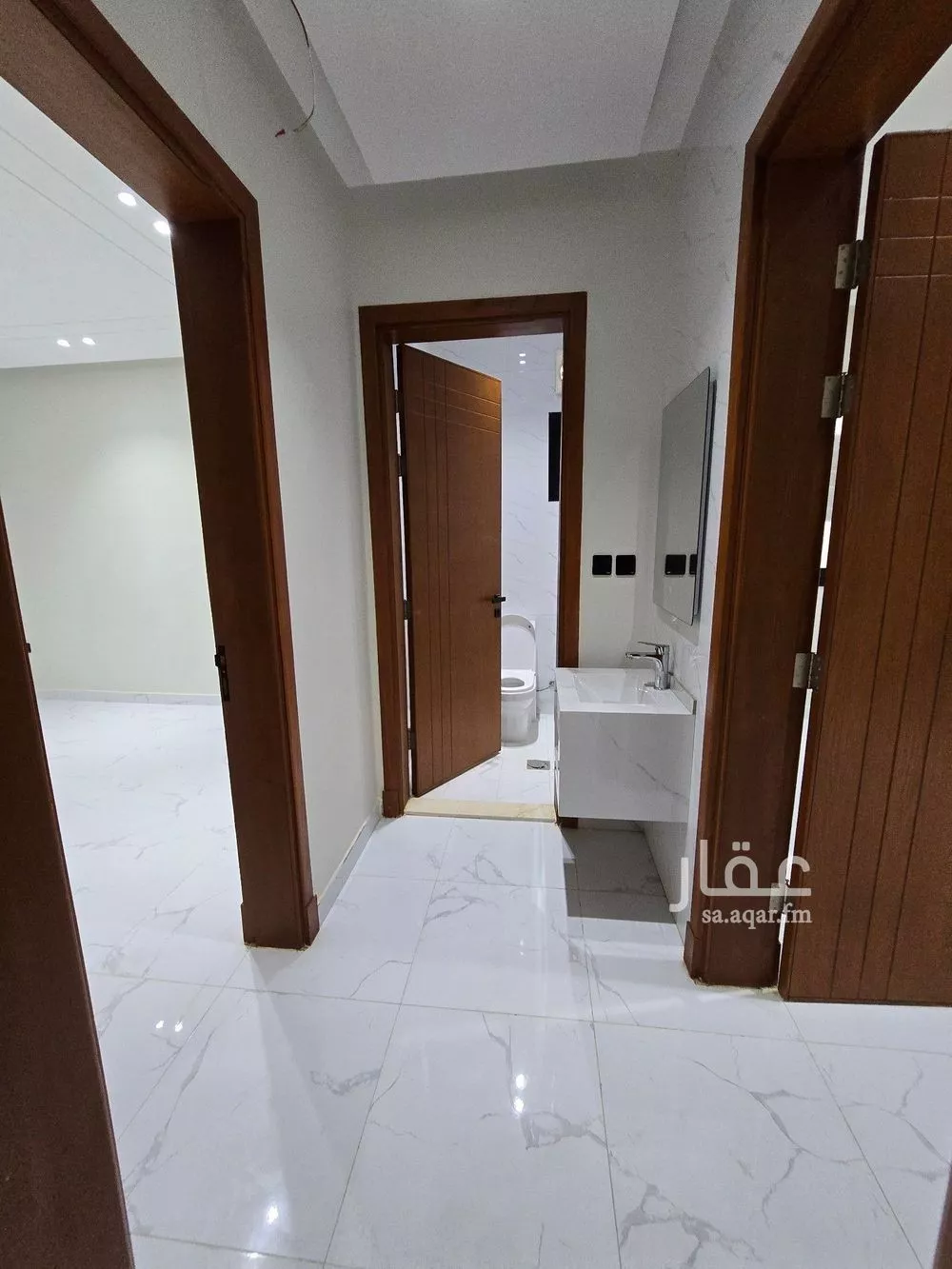 5 bedroom apartment in Al Nuzhah, Jeddah 11