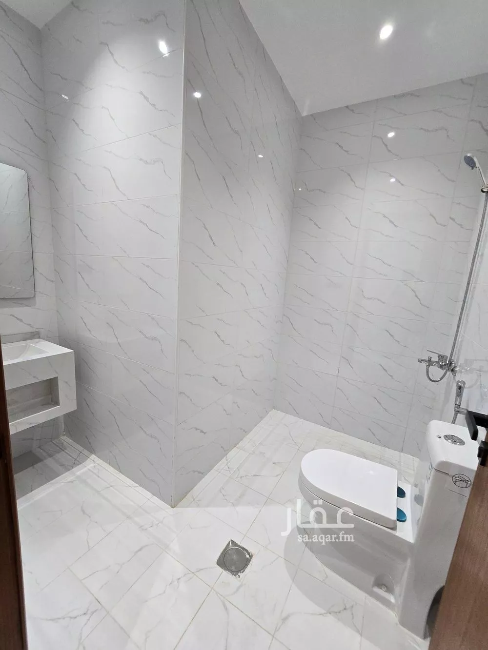 5 bedroom apartment in Al Nuzhah, Jeddah 16