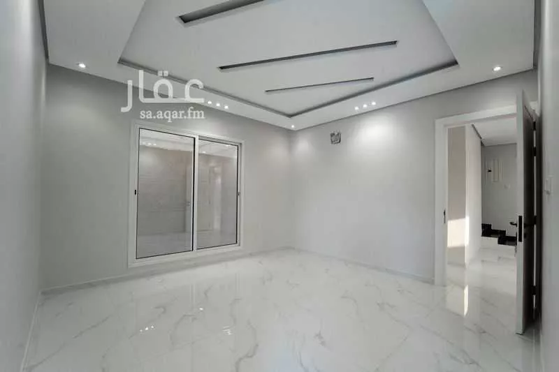 فيلا 5 غرف في الأمل 10