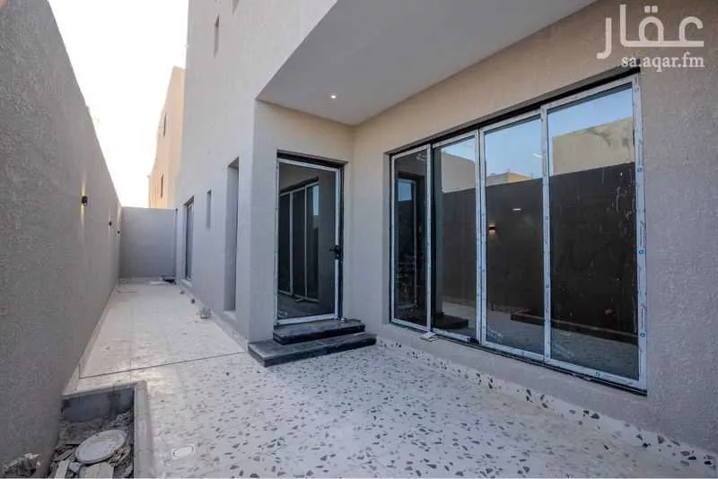 فيلا 7 غرف في ضاحية الملك فهد 16