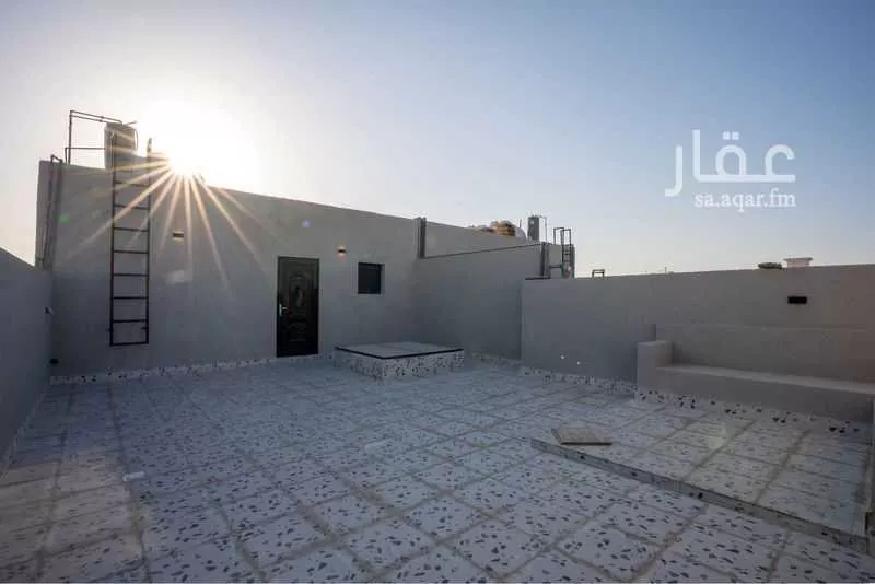 فيلا 7 غرف في ضاحية الملك فهد 3