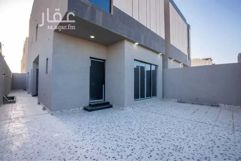 فيلا 7 غرف في ضاحية الملك فهد 22