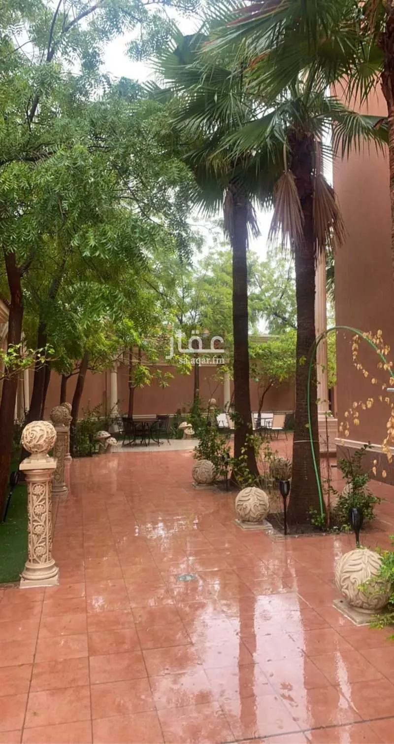 10 bedroom villa in East Beach 5