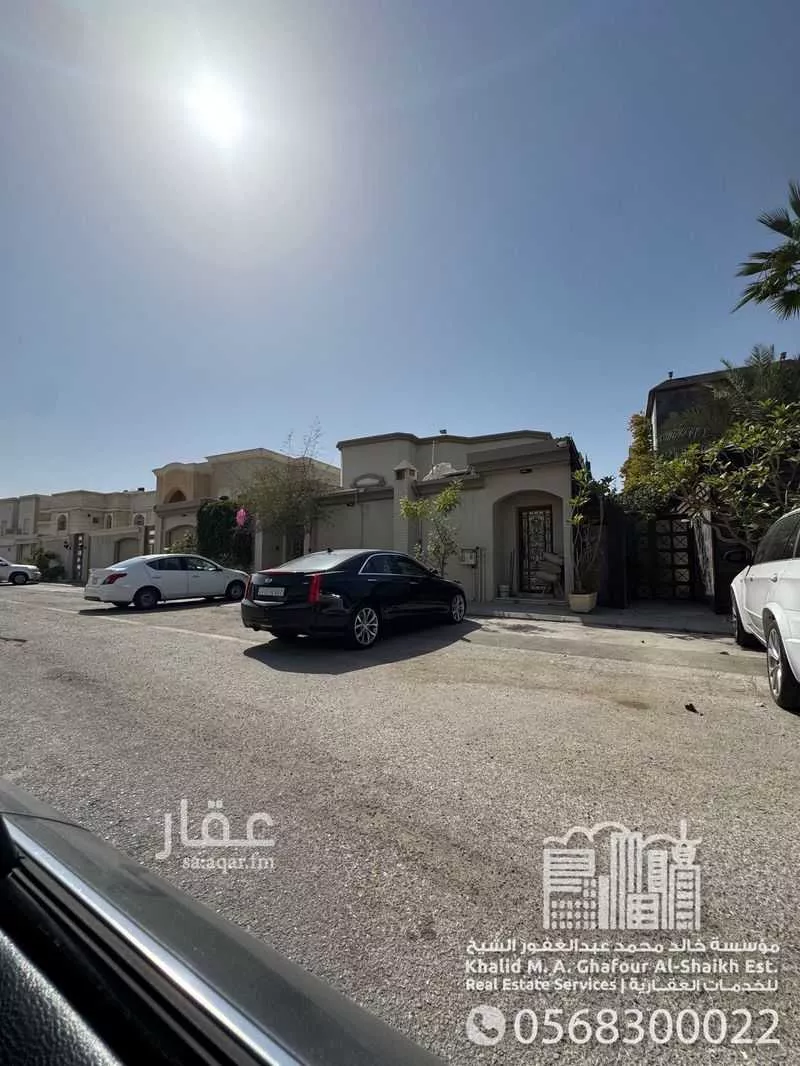 فيلا 4 غرف في الضباب 3