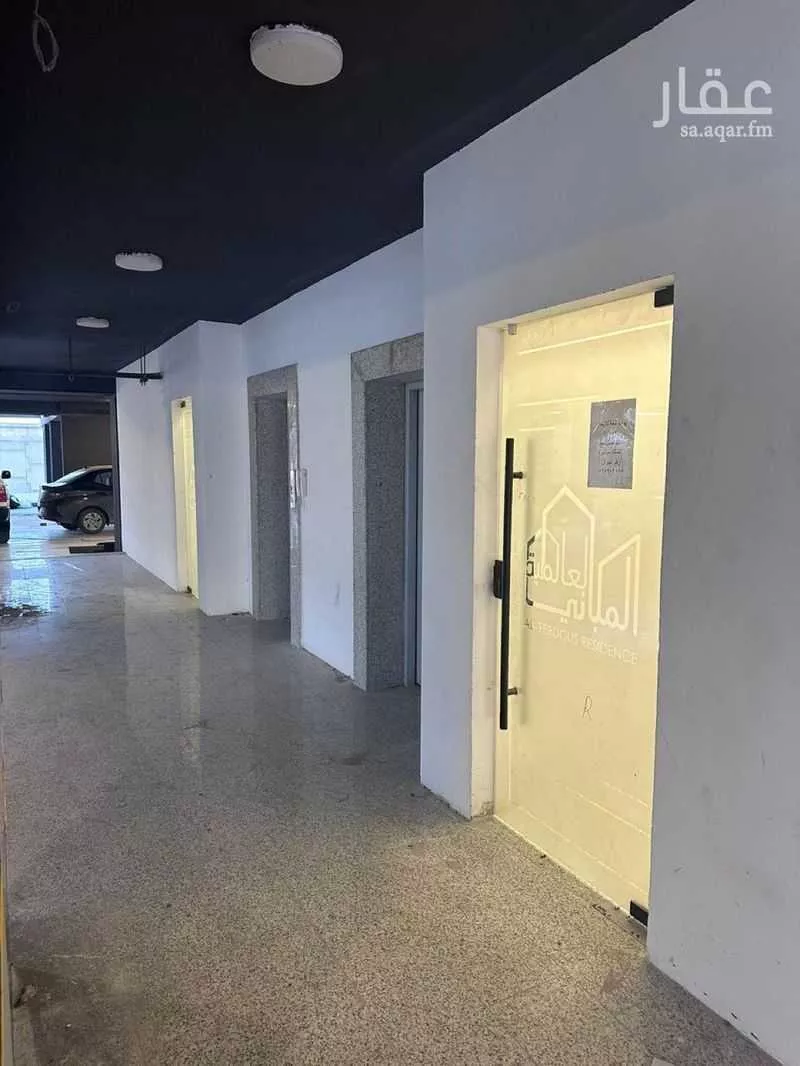 5 bedroom apartment in Al Basateen, Eastern Province 3