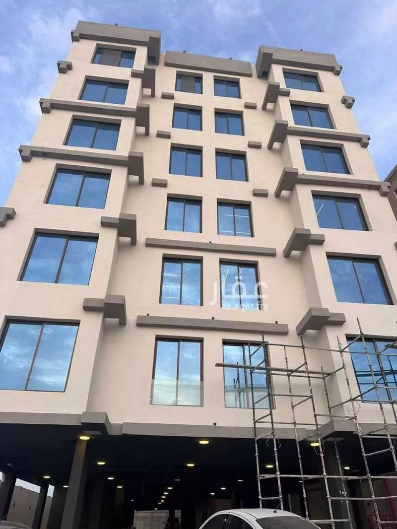 5 bedroom apartment in Al Basateen, Eastern Province 4