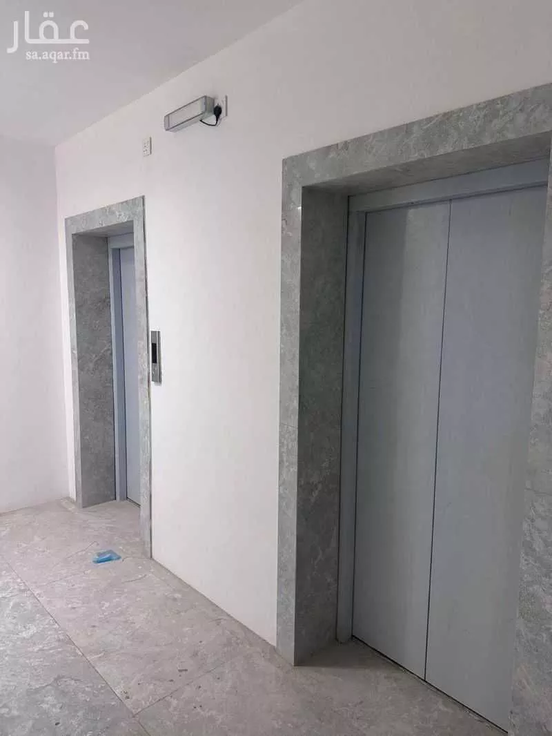 5 bedroom apartment in Al Basateen, Eastern Province 2