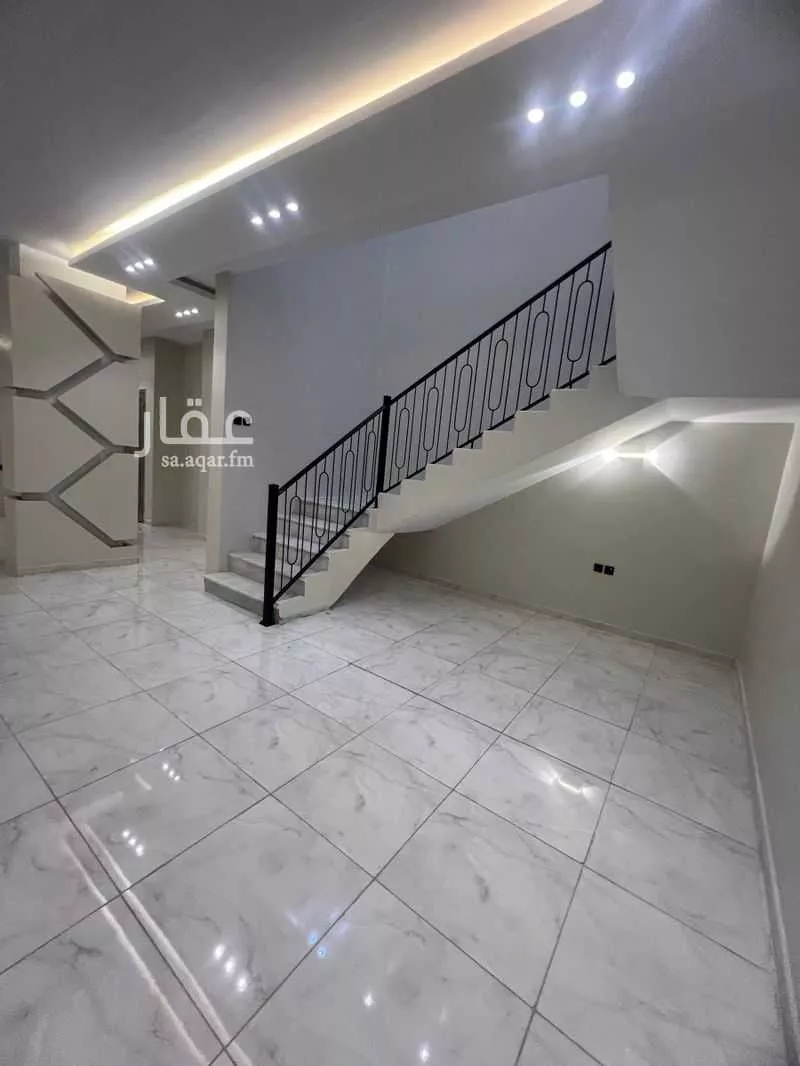 5 bedroom apartment in Al Matar, Madinah 6