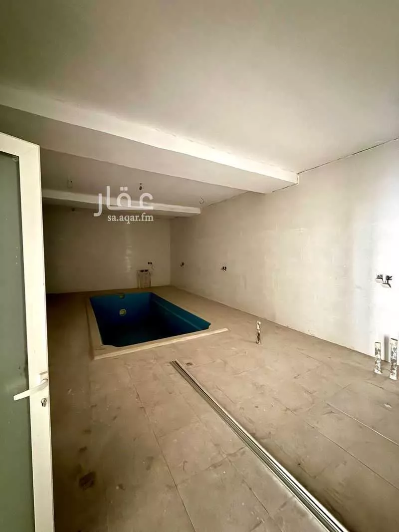 5 bedroom villa in Al Dabab 9