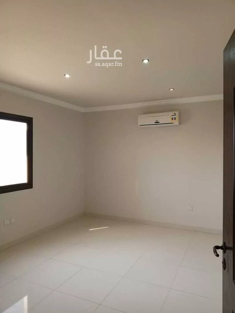 فيلا 5 غرف في الشعلة 19