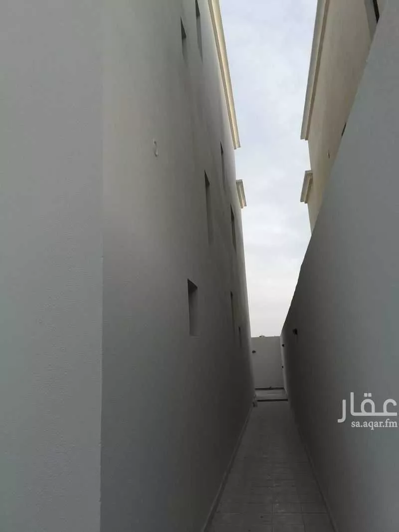 فيلا 5 غرف في الشعلة 7