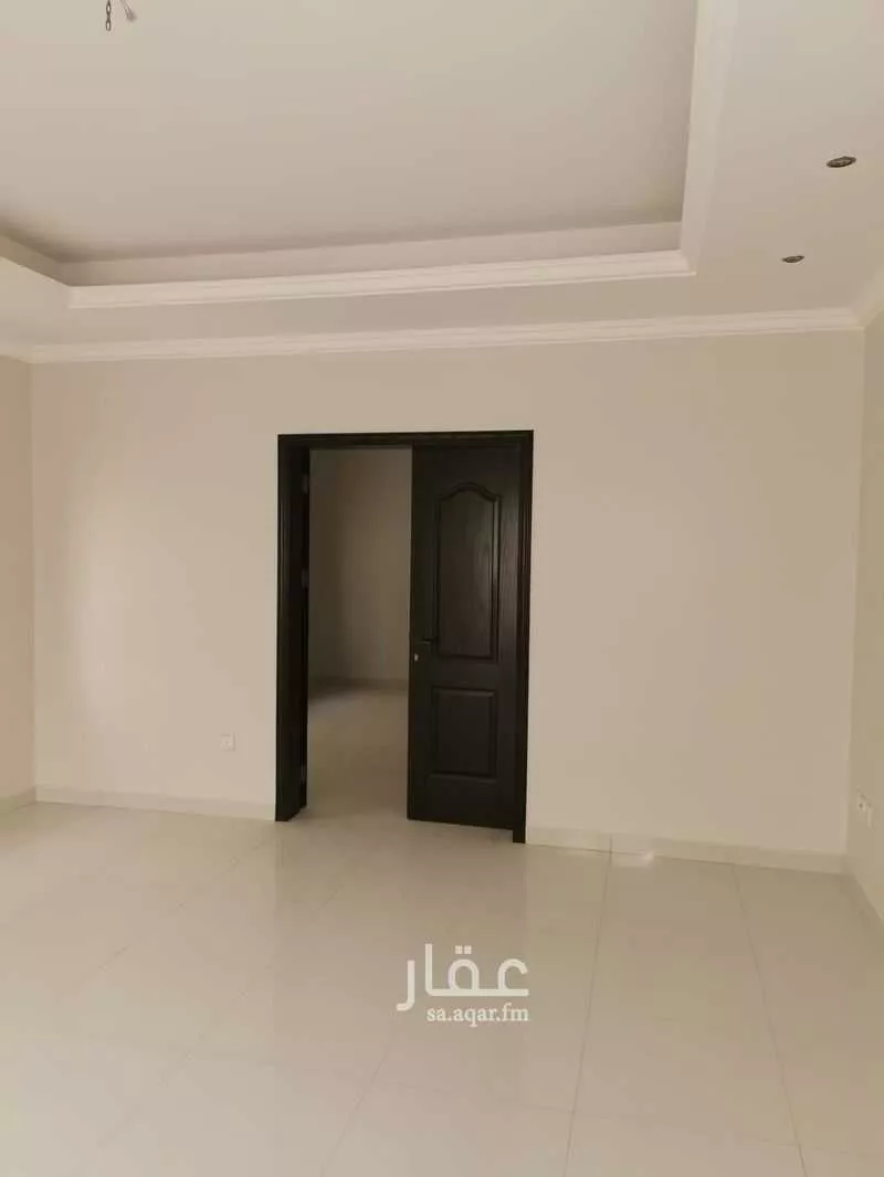 فيلا 5 غرف في الشعلة 8
