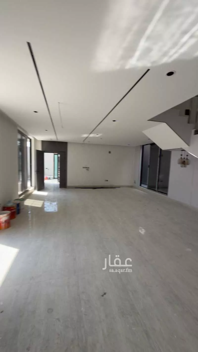 6 bedroom villa in Dahiat King Fahd 6