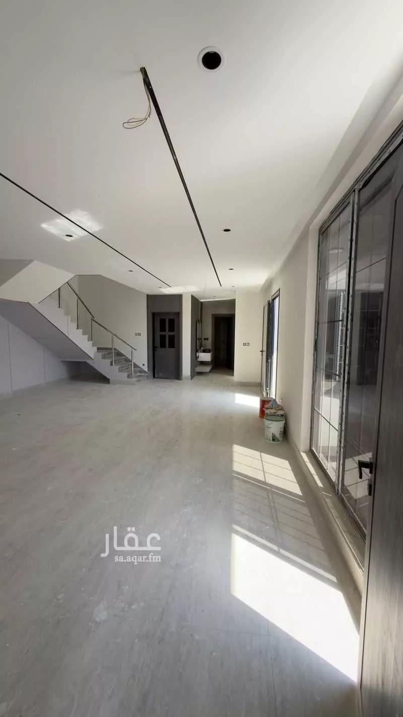 6 bedroom villa in Dahiat King Fahd 8