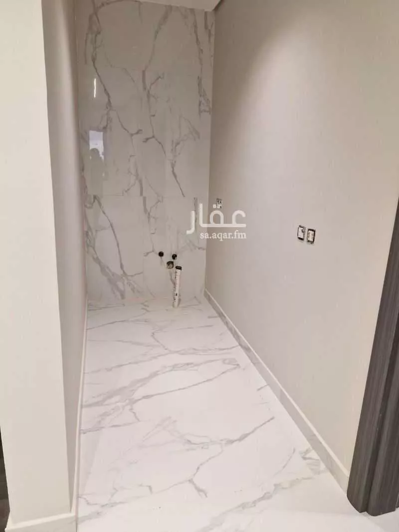 فيلا 6 غرف في الشعلة 9