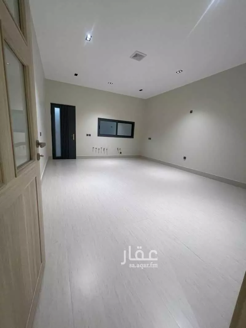6 bedroom villa in Ash Shulah 7