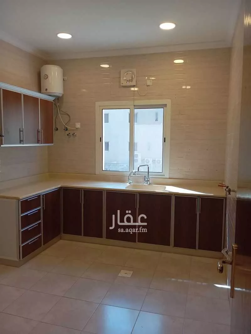 3 bedroom apartment in Al Qusur, Eastern Province 8