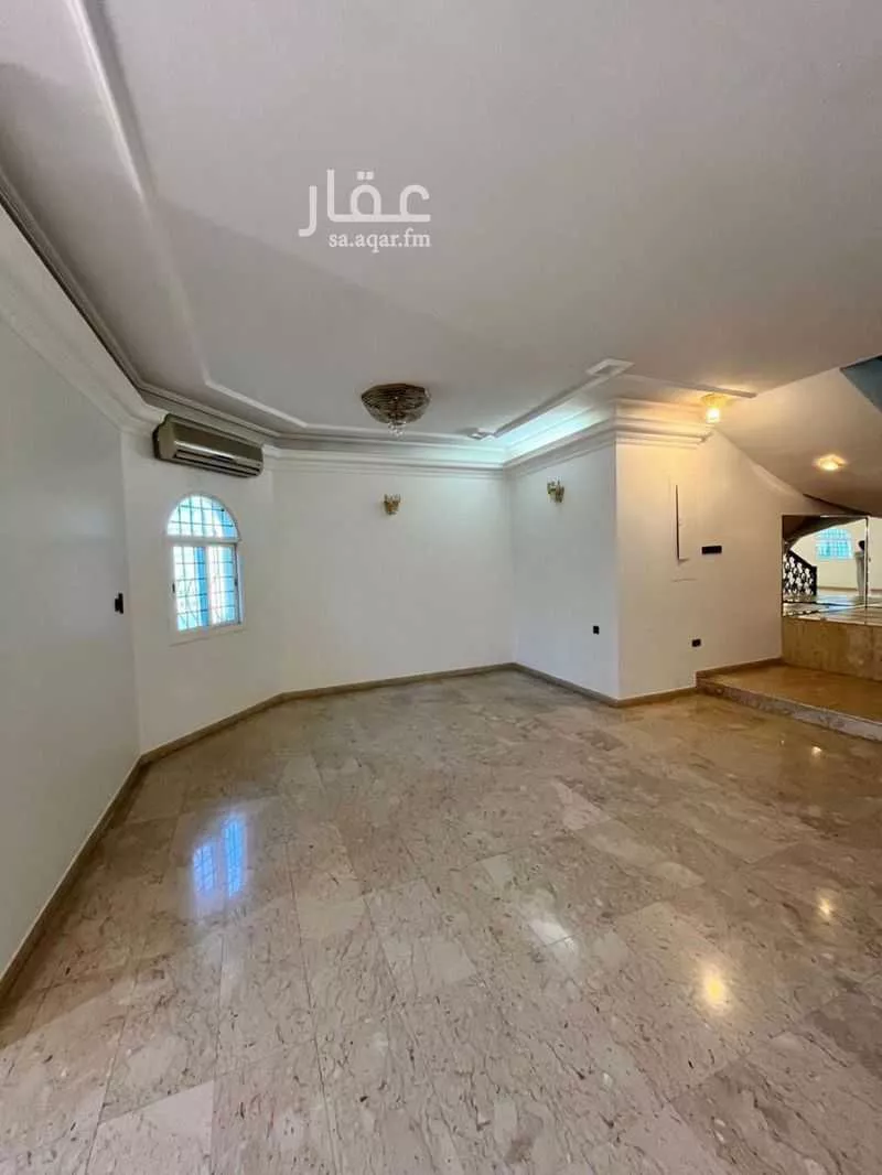 6 bedroom villa in Al Hamra 12