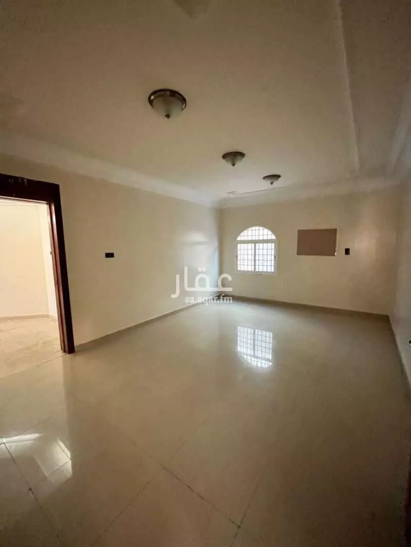 6 bedroom villa in Al Hamra 13