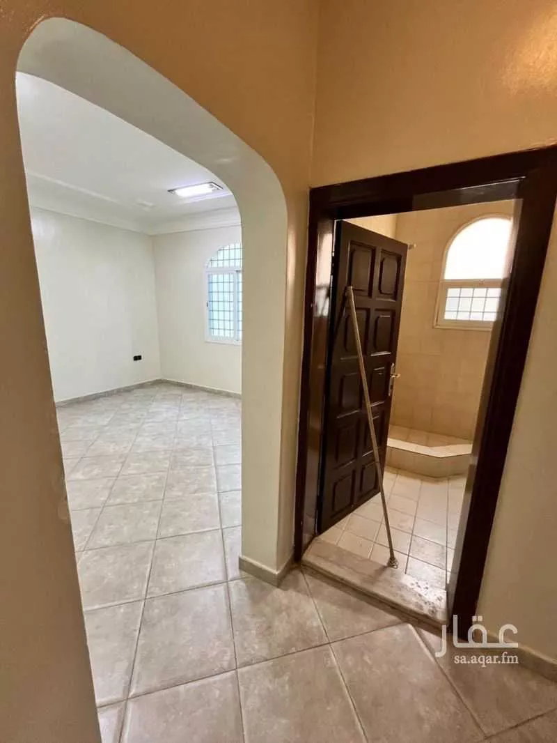 6 bedroom villa in Al Hamra 19