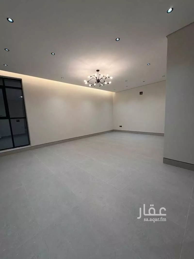 فيلا 9 غرف في طيبة 10