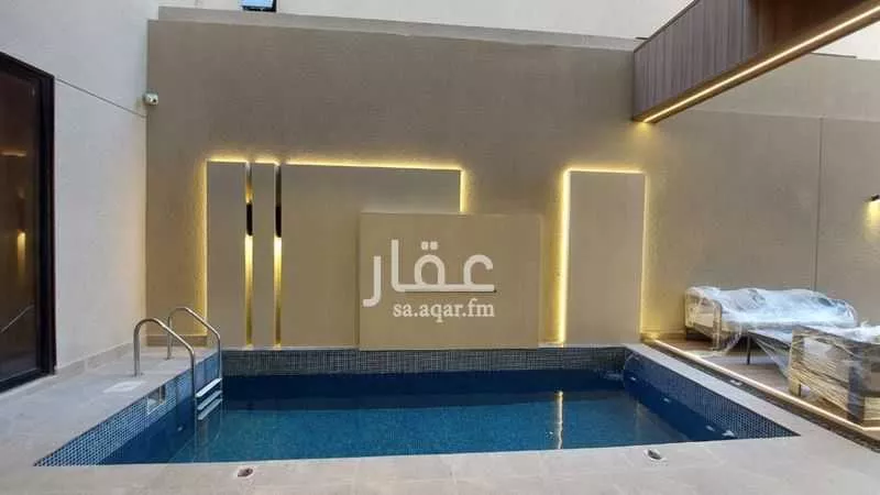 6 bedroom villa in Al Fanar 3