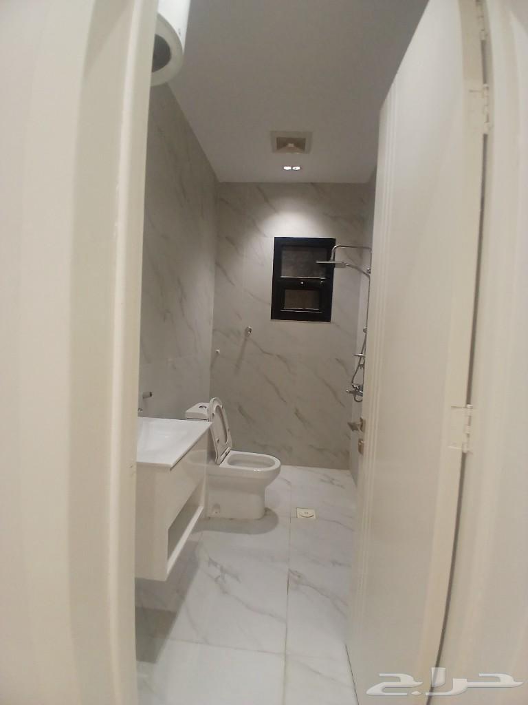 4 bedroom villa in Al Bayan, Riyadh 9