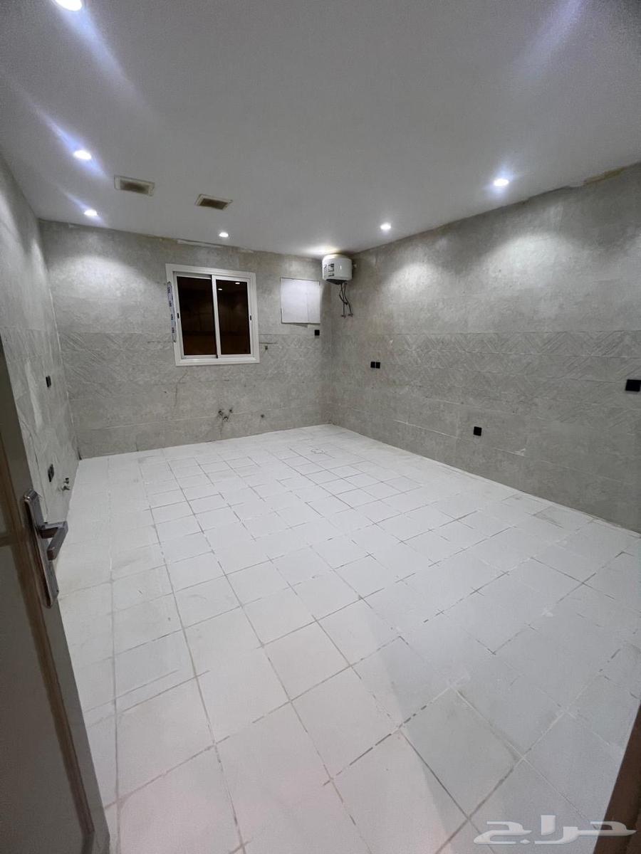 5 bedroom apartment in Al Khadra, Madinah 3