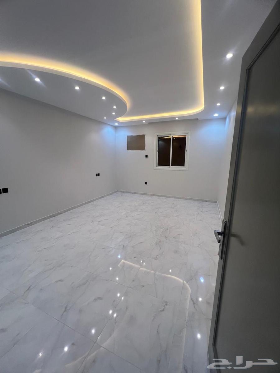 5 bedroom apartment in Al Khadra, Madinah 6