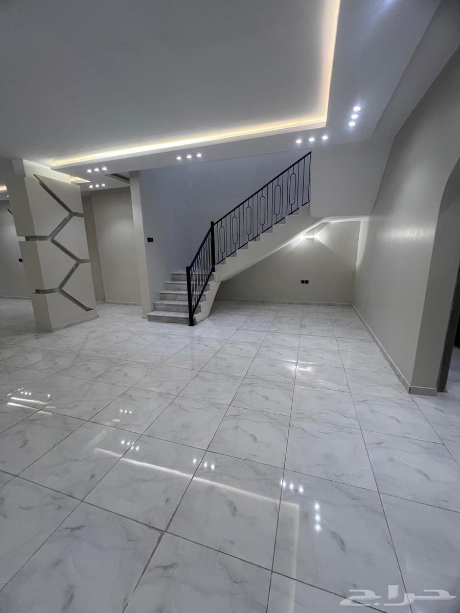 5 bedroom apartment in Al Khadra, Madinah 11