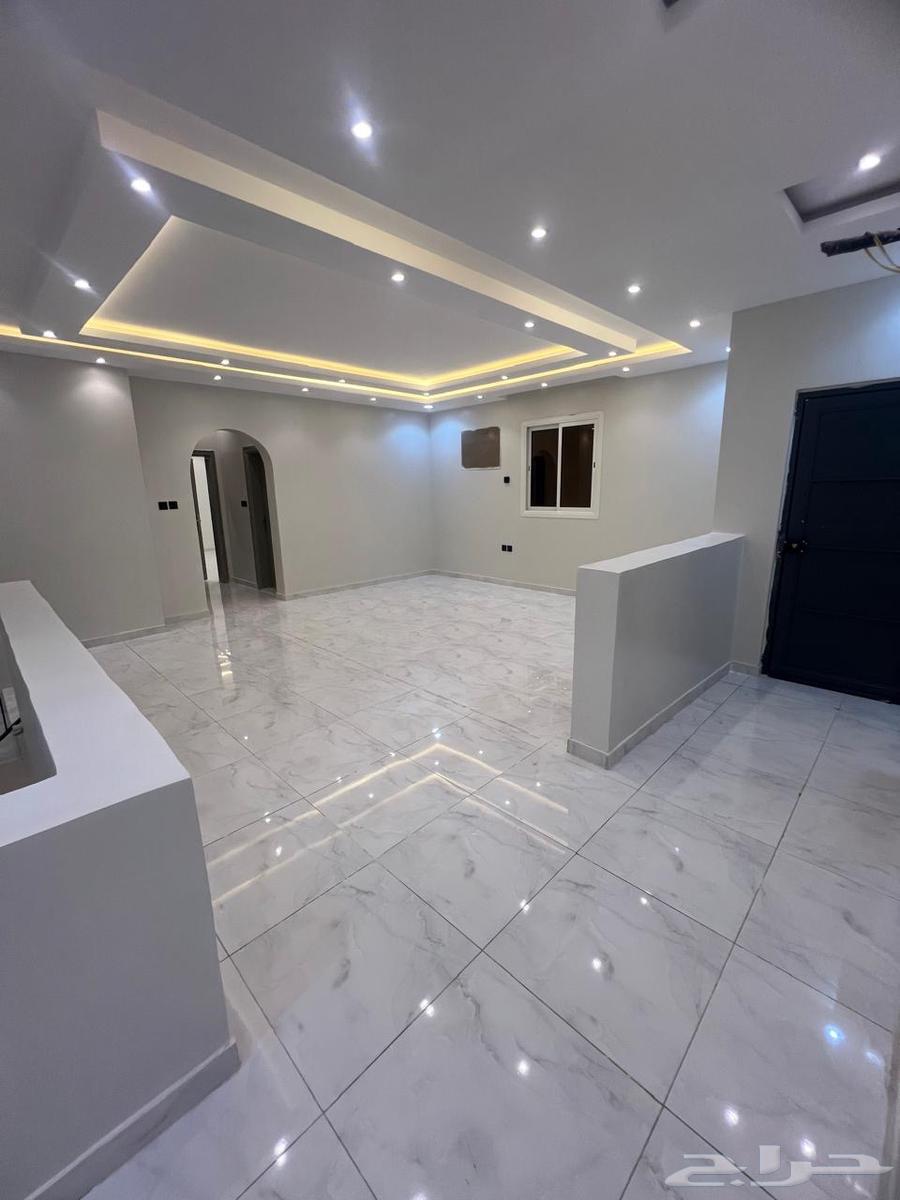 5 bedroom apartment in Al Khadra, Madinah 4