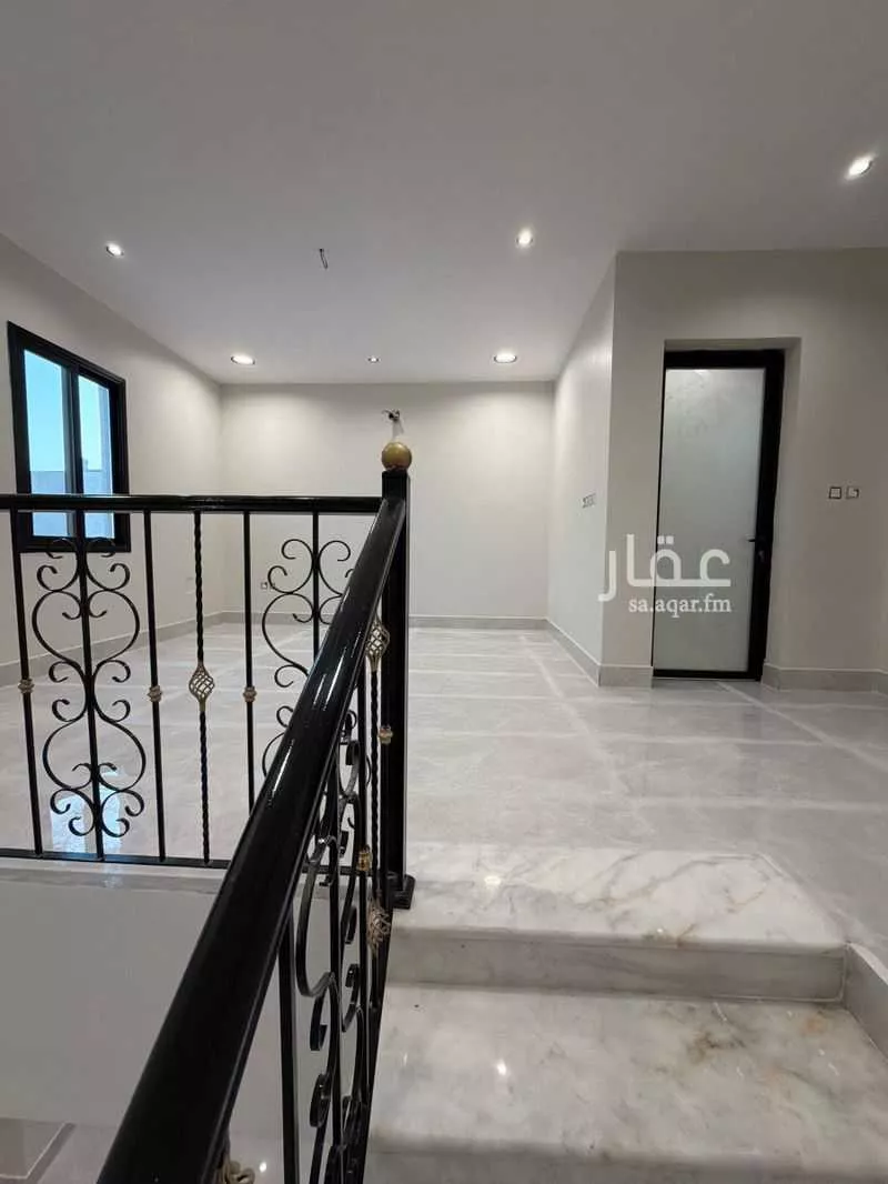 5 bedroom villa in Ash Shulah 14