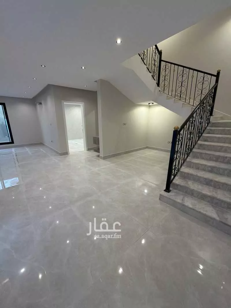 5 bedroom villa in Ash Shulah 6